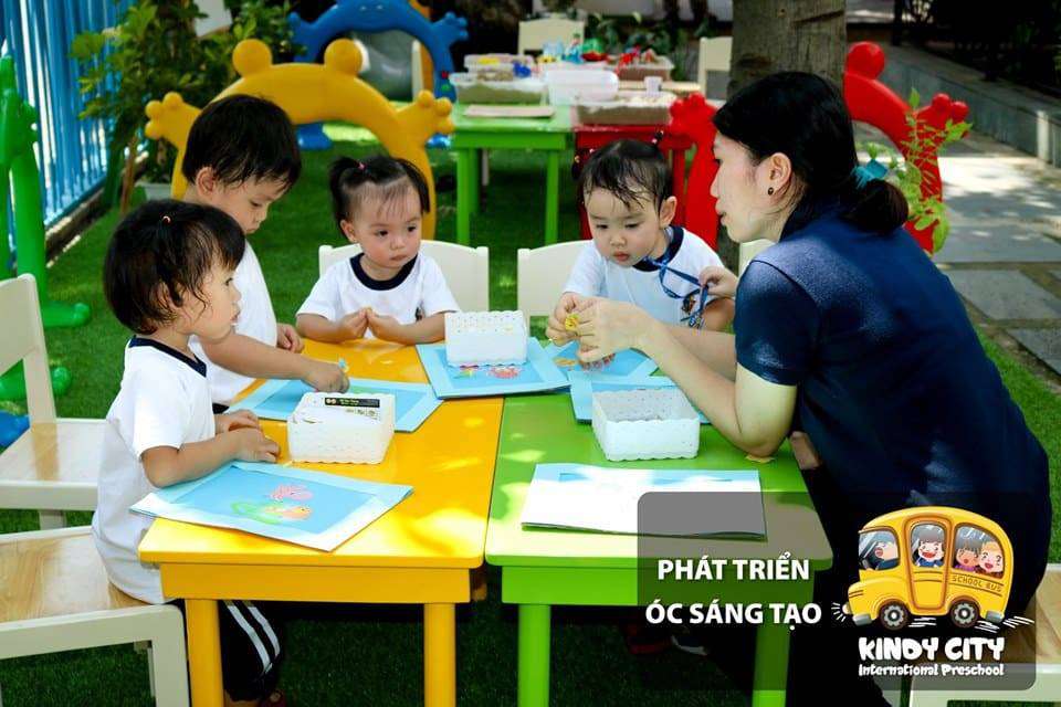 buc tranh tran vien sang tao khong ranh gioi hinh 01