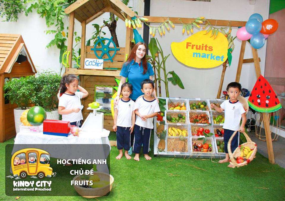 Ở KINDY CITY TRẺ PHÁT TRIỂN KHẢ NĂNG GIAO TIẾP BẰNG ANH NGỮ TỰ NHIÊN NHẤT 1