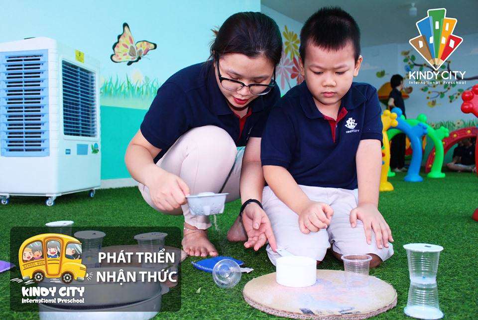 dong ho cat day tre quy trong thoi gian hinh 01