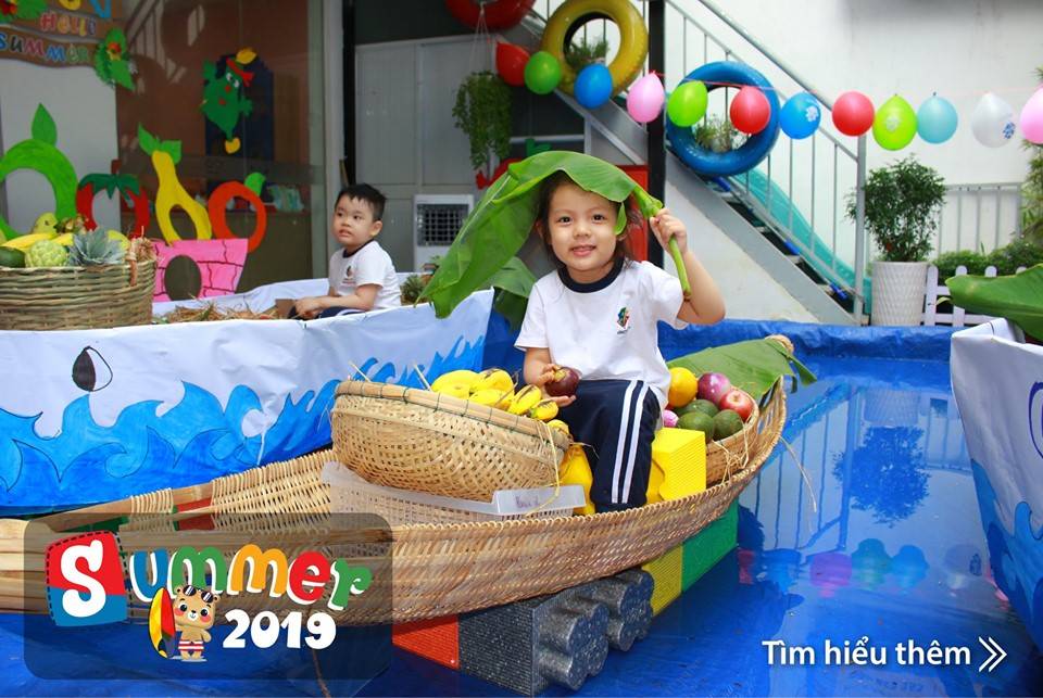 "RIVERS & BOATS" tại Chương trình Hè STRONG BODY AND HEALTHY MIND SUMMER 2019 01