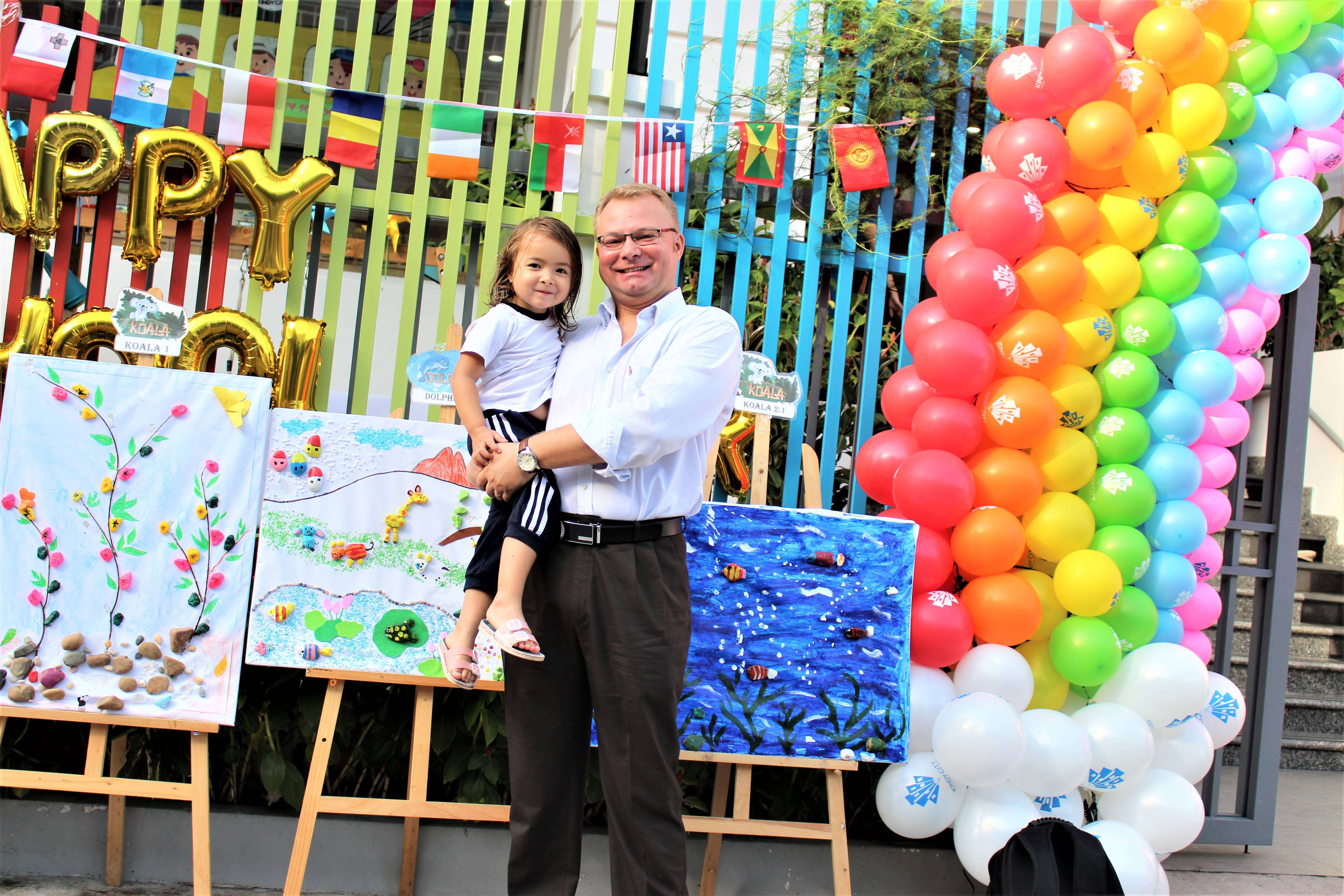 Rộn ràng ngày hội " BACK TO SCHOOL"