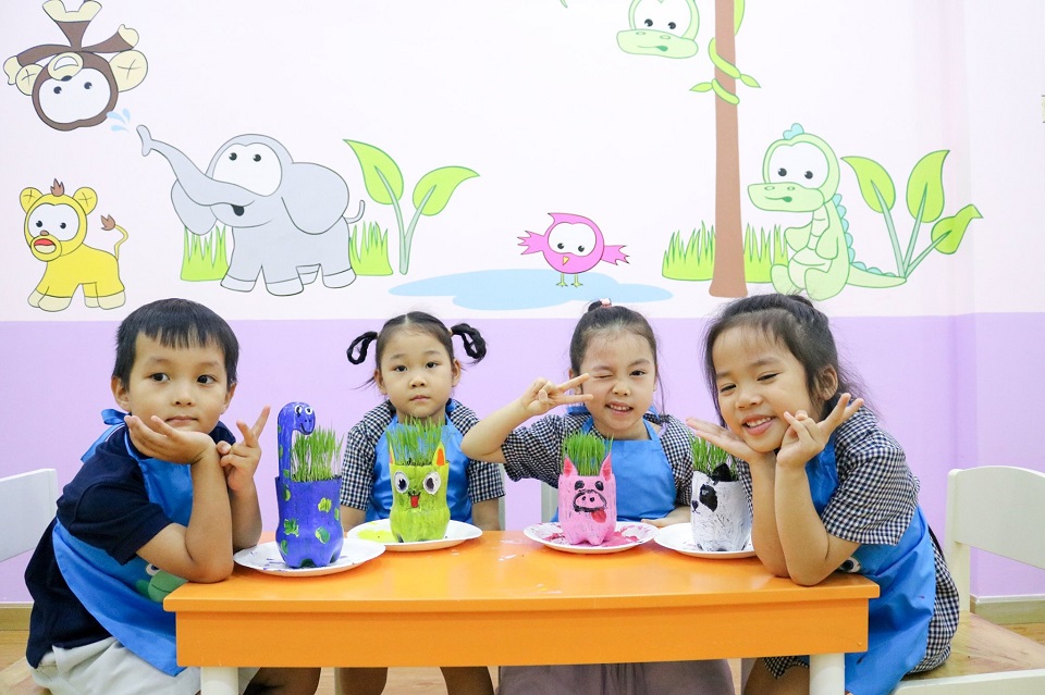 Trẻ Kindy City sáng tạo chậu cây hình thú ngỗ nghĩnh