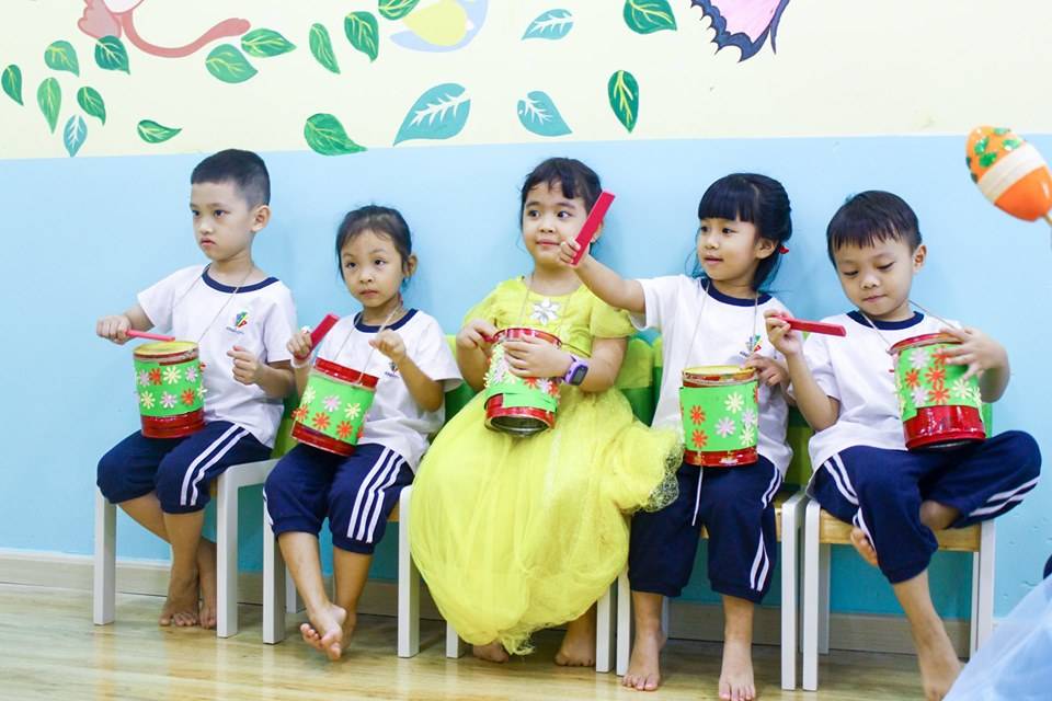 Lớp học Kindy City là sân khấu văn nghệ