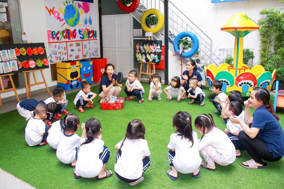 Trạm tái chế của KINDY CITY Nguyễn Duy Dương rất bắt mắt và dễ hiểu