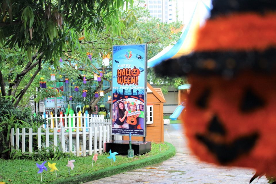 Không khí lễ hội Halloween