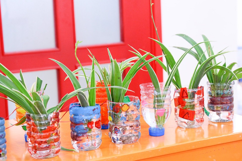 Học sinh Kindy City sáng tạo cùng cô giáo