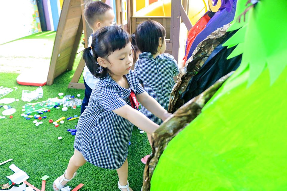 Học sinh trường Mầm non Quốc tế Kindy City cùng chủ đề 3Rs Học sinh Kindy City cùng chủ đề 3Rs