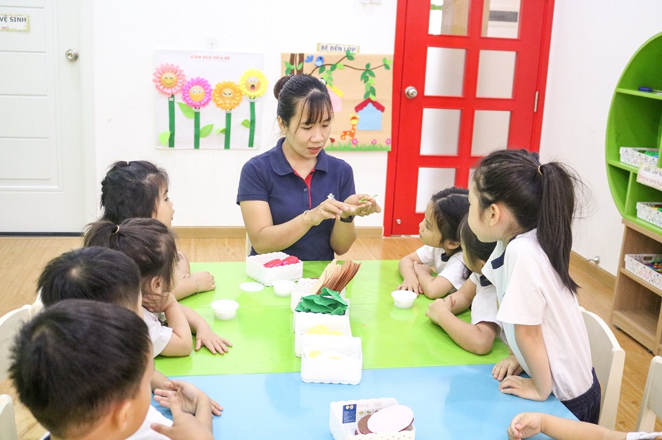 Bánh mì Sanwich bằng nỉ Bánh mì Sanwich bằng nỉ