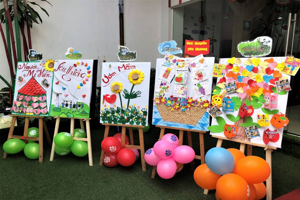 Trẻ tự tay tạo ra một số vật phẩm làm quà tặng