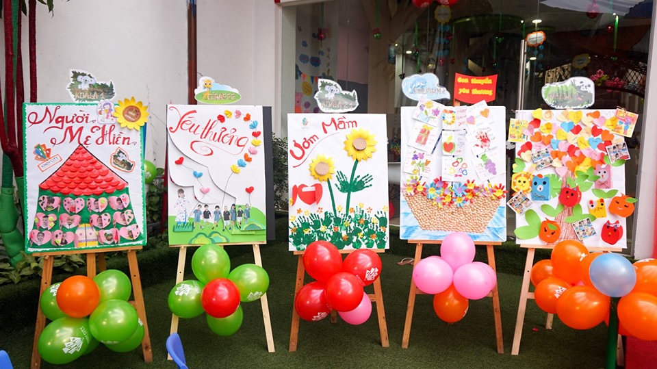 Bé làm báo tường, hoa và thiệp tặng thầy cô
