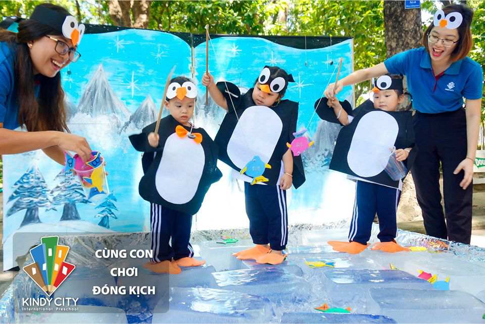 truong-mam-non-quoc-te-cung-con-choi-dong-kich