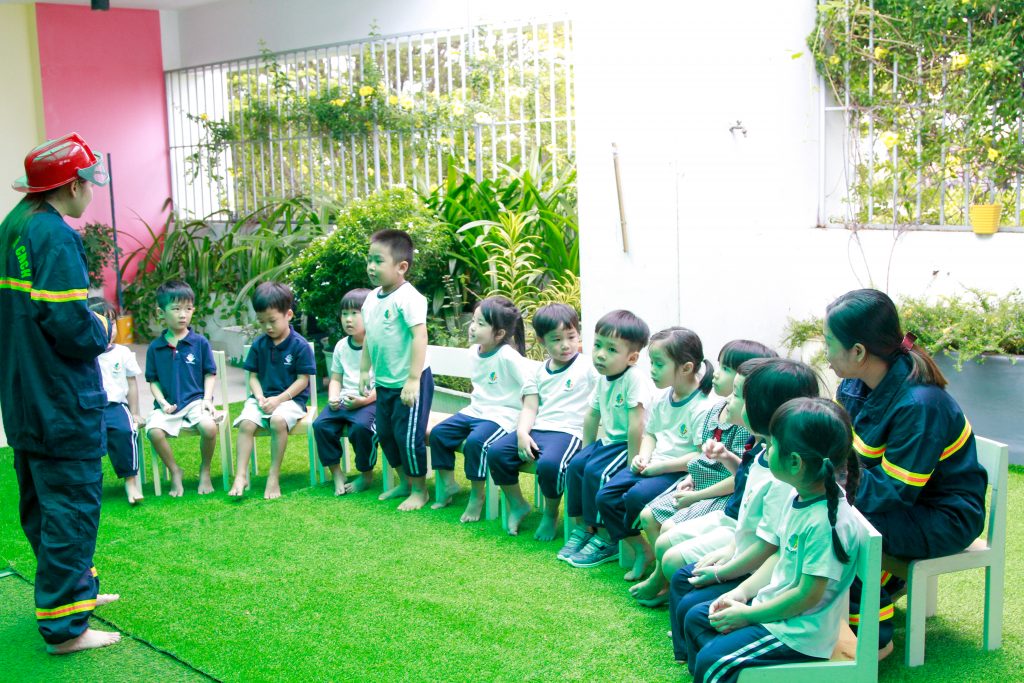 Co-day-be-cach-phat-hien-hoa-hoan-bang-giac-quan