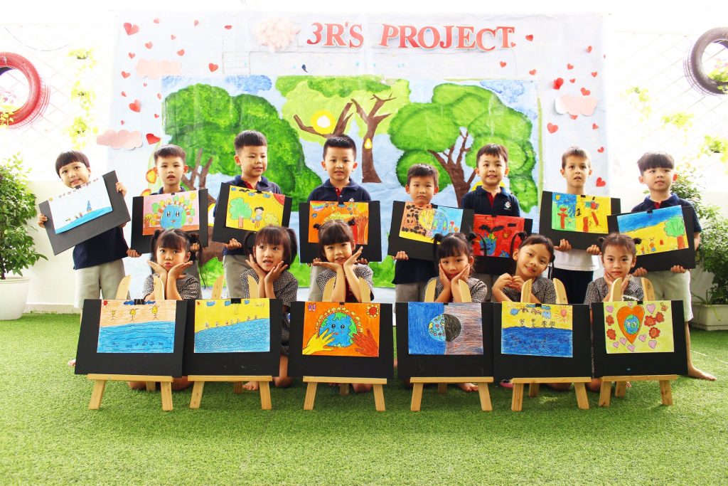 Kindy Citizens biểu diễn, thuyết trình chủ đề 3Rs