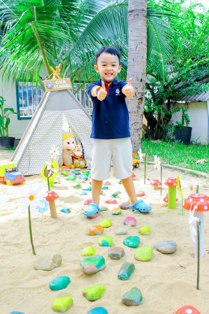 Monkey rất thích giao tiếp Anh ngữ 