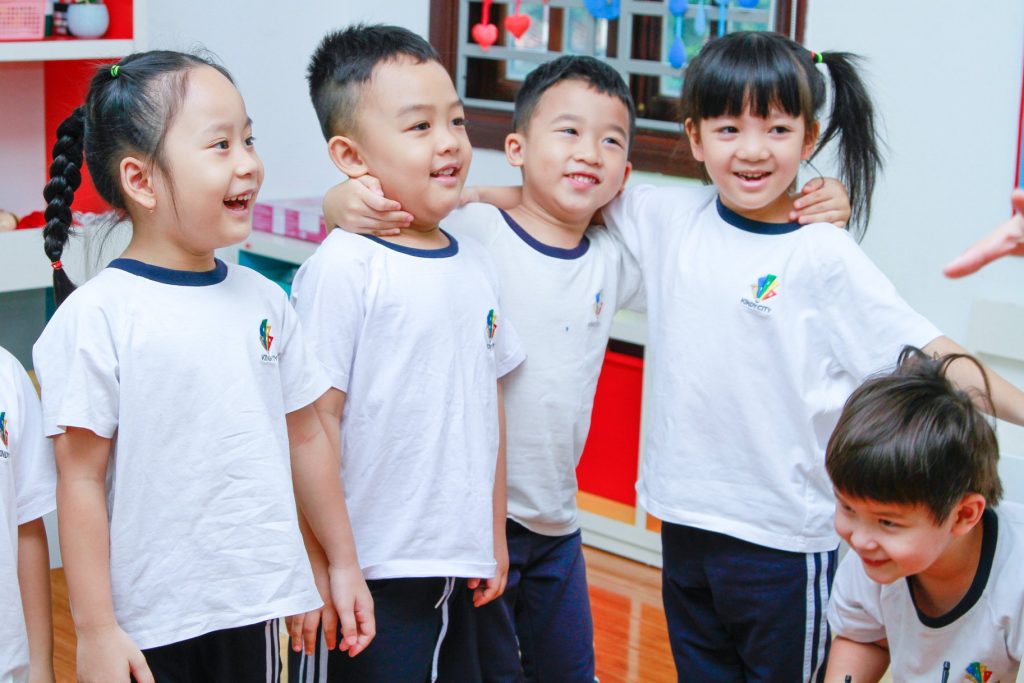 Monkey rất thích giao tiếp Anh ngữ 