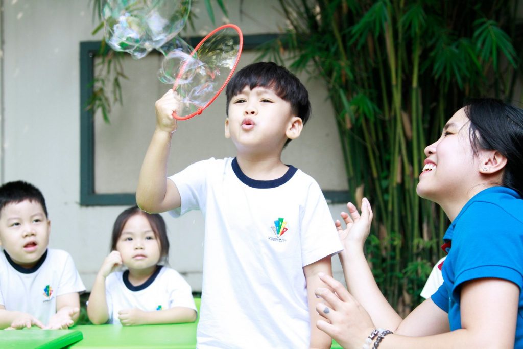 Bé Louis – con trai của nữ diễn viên Ngọc Lan